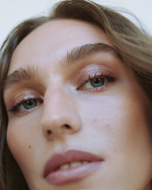 Manasi 7 Bronzelighter