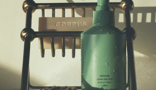 Was macht das Corpus Natural Body Wash so besonders im Vergleich zu herkömmlichen Duschgels?